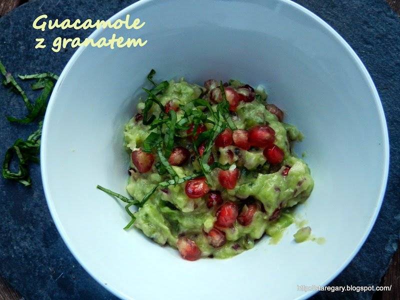 Guacamole z granatem