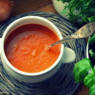 Zupa paprykowo-pomarańczowa z selerem naciowym