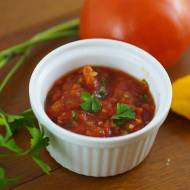 Słodko-ostry sos pomidorowo-paprykowo-pietruszkowy