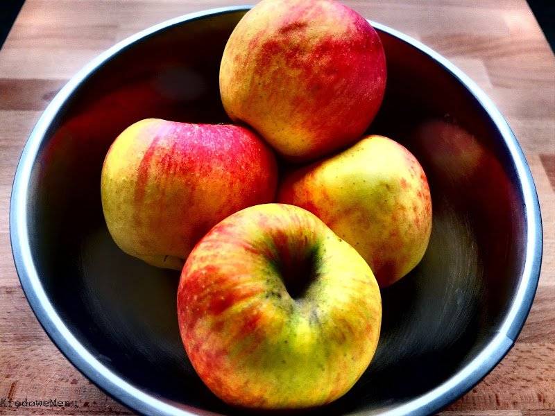 Jabłka pod kruszonką - przepis Anny Starmach
