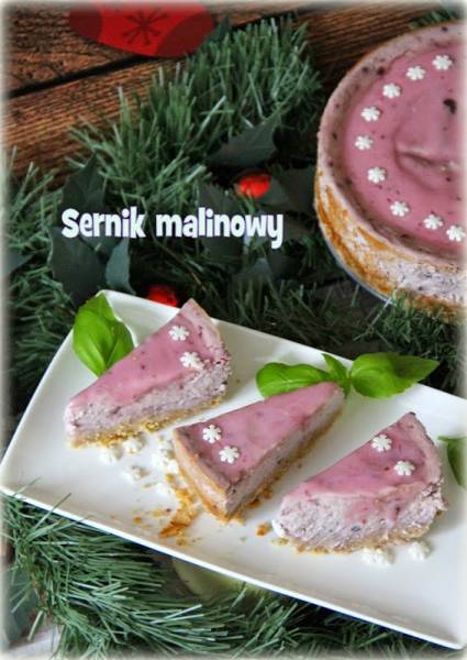 Sernik malinowy