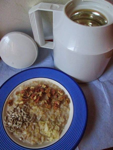Oatmeal porridge czyli śniadaniowa owsianka