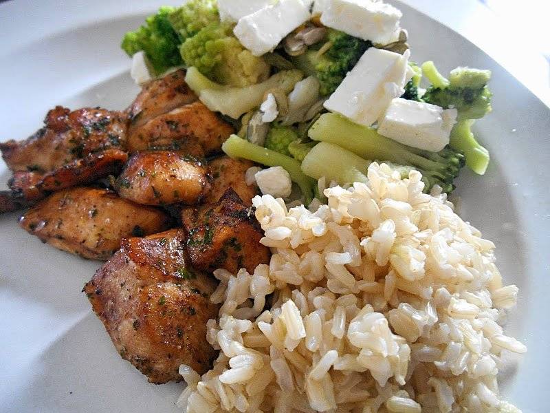 FIT: pieczony kurczak z brokułem&kalafiorem&fetą i ryżem!