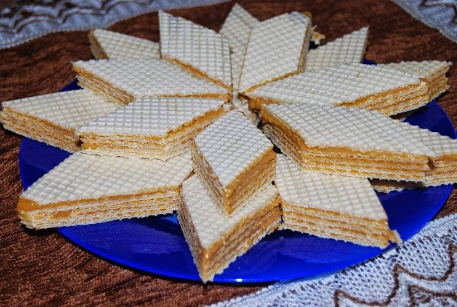 Wafle z kajmakiem.