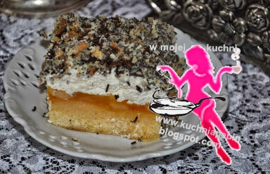 Jabłecznik z bitą śmietaną   ----  Torta di mele con panna montata