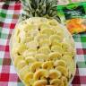 sałatka w ananasie 