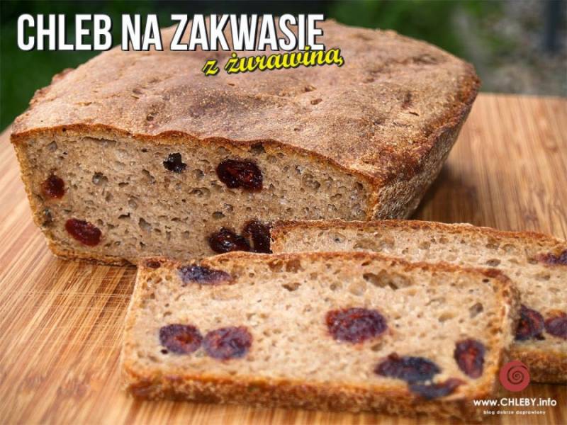 Chleb na zakwasie z żurawiną