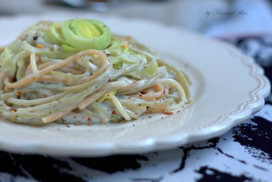 SPAGHETTI POROWO-SEROWE