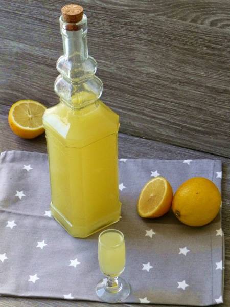 Włoskie limoncello