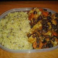 Fasolka adzuki z kalafiorem i marchewką w curry + brązowy ryż