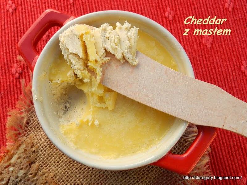 Cheddar z masłem - potted cheese