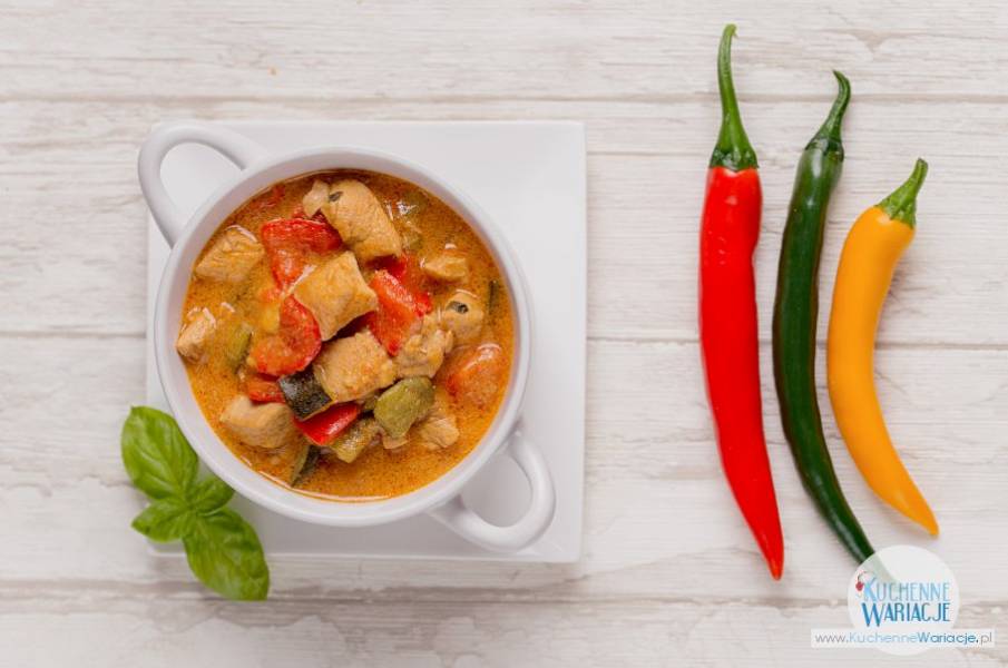 Tajskie curry z kurczakiem i warzywami