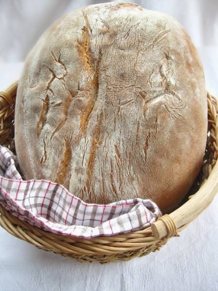 Chleb pszenno-żytni z majonezem i serwatką