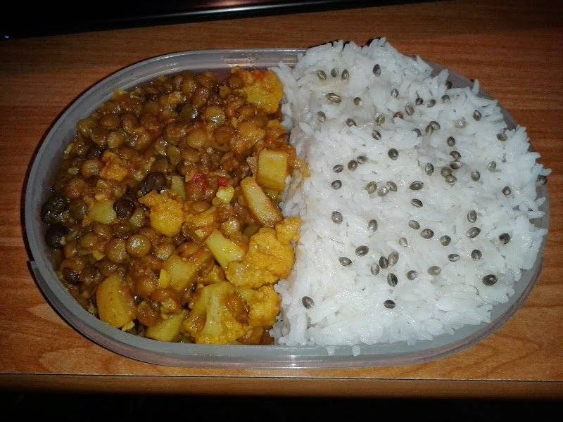 Curry z zielonej soczewicy i kalafiora + basmat