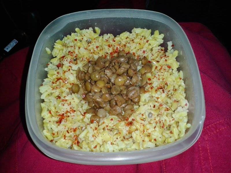LunchBox: Ryż naturalny z zieloną soczewicą w curry