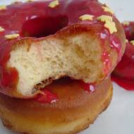 Pączki z dziurką (amerykańskie doughnuts lub donuts)