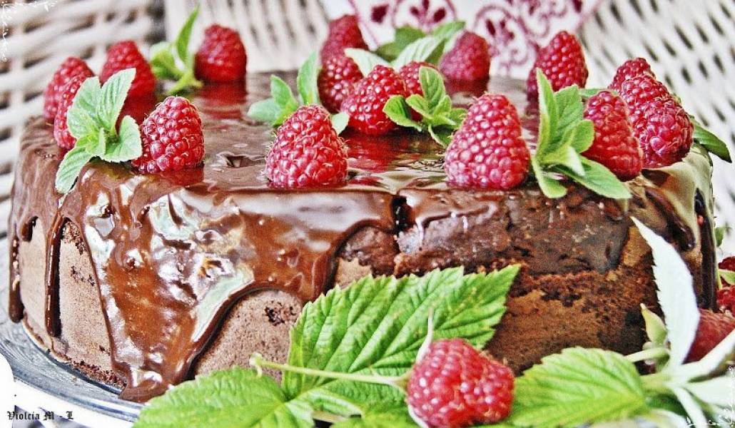 Ciasto czekoladowo – miętowo – malinowe (na maślance)
