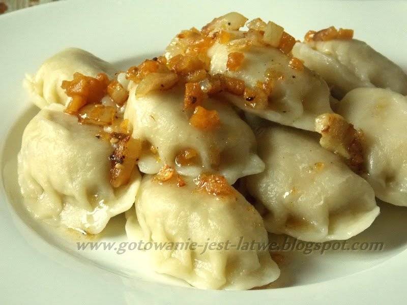 Pierogi z soją i mięsem