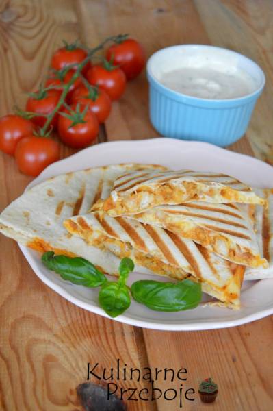 Quesadilla mit Hähnchen und Käse