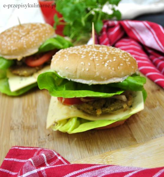 Burgery z boczniaków (360 kcal)