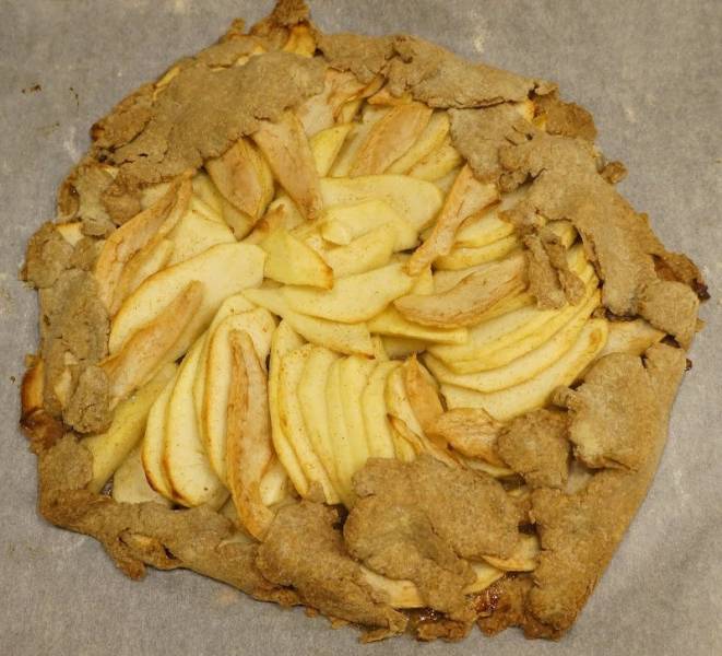 Rustykalna tarta z jabłkami