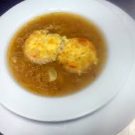 Zupa Cebulowa z grzankami
