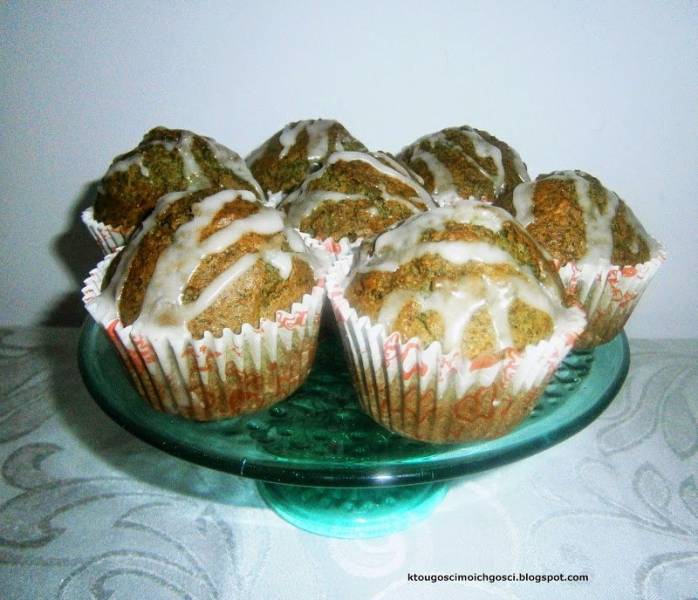 Muffinki szpinakowo-jabłkowe