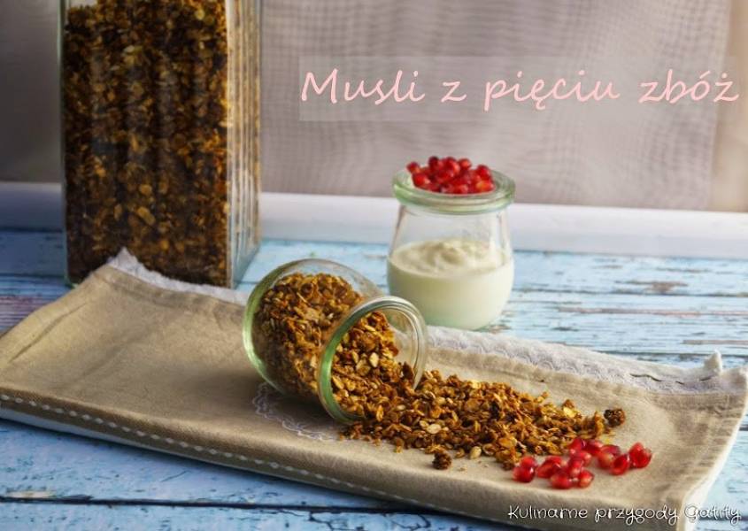 Musli (granola) pięć zbóż