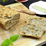 Chleb żytni z prażoną cebulką (203 kcal)