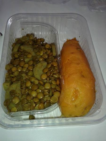 LunchBox: Zielona soczewica w curry i batat