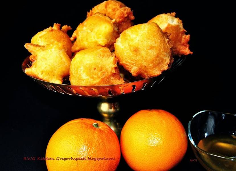 Tunezyjskie pączki pomarańczowe