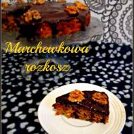 Ciasto marchewkowe z orzechami i czekoladą