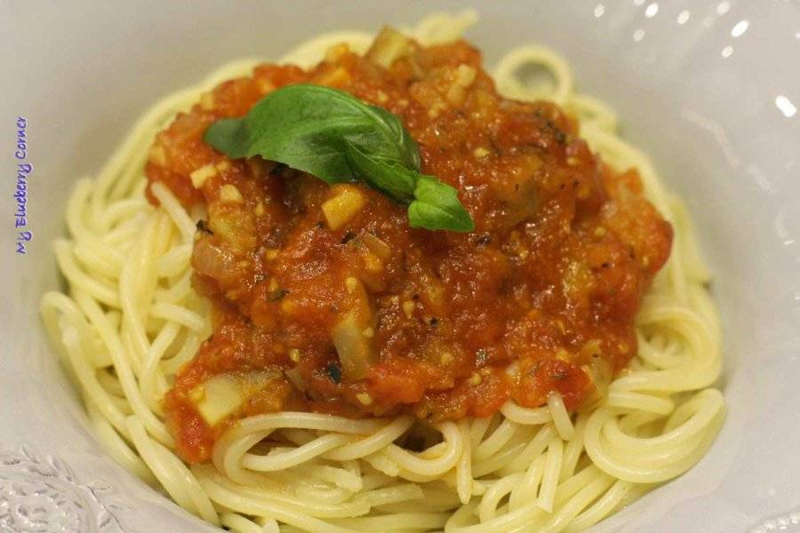 Spaghetti z karczochem w pomidorowym sosie