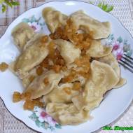 Ciasto na pierogi - przepis.