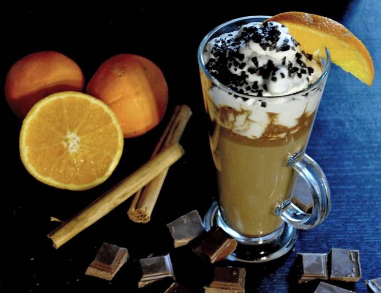 Café après- kawa z nutą pomarańczy