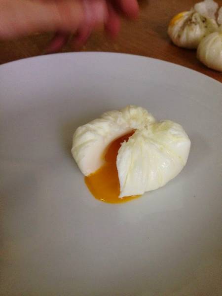 Jajko po benedyktyńsku