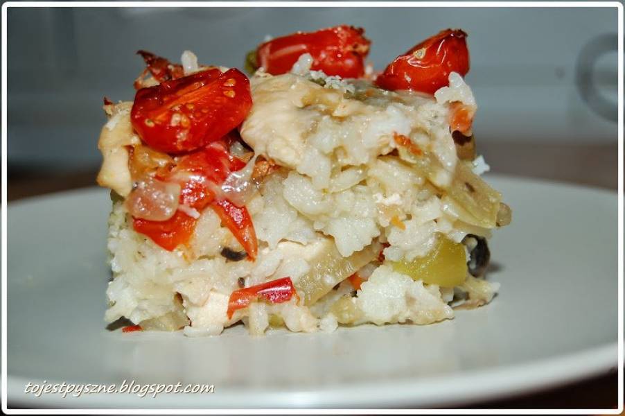 Zapiekanka ryżowa z warzywami i kurczakiem