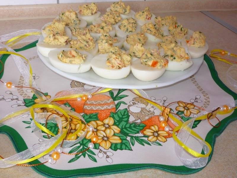 Jajka faszerowane ze szczypiorkiem