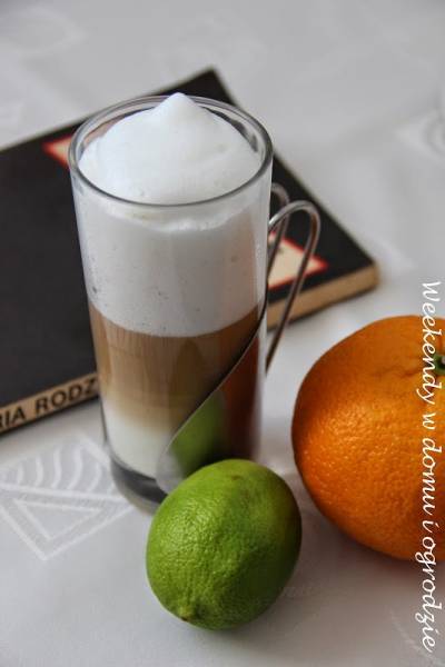 Trójwarstwowe waniliowe latte macchiato