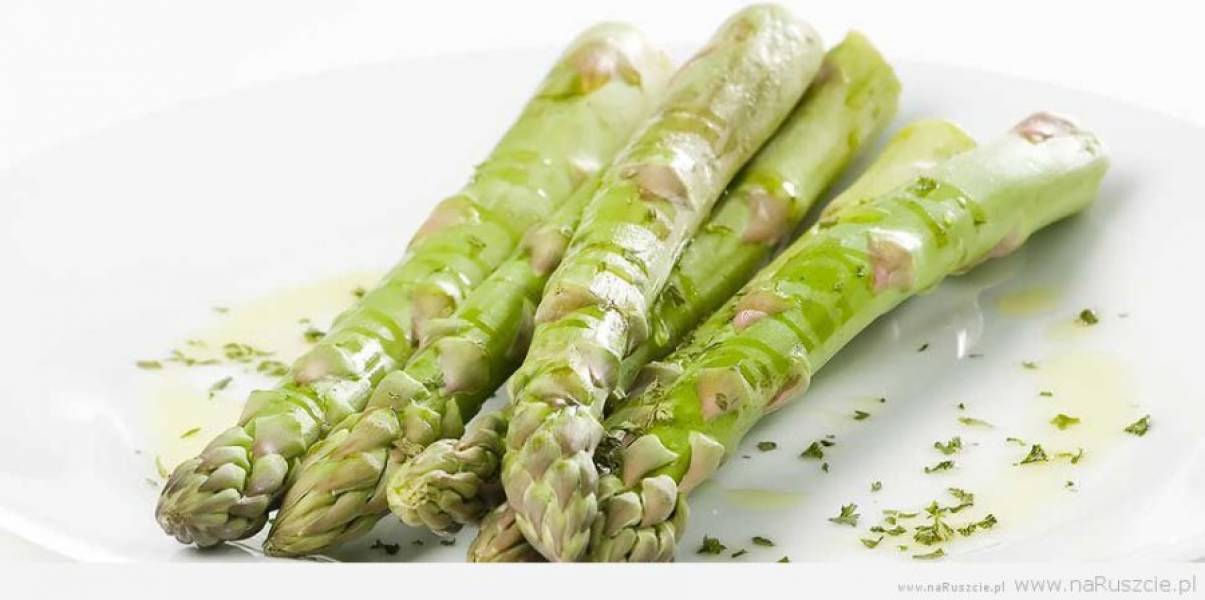 Szparagi z grilla – wyjątkowe i proste przepisy