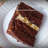 Tort czekoladowo-ananasowy