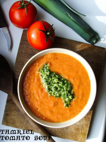 TOMATO SOUP z TAMRIEL – SKYRIM – zupa z pieczonych pomidorów z pietruszkowym pesto