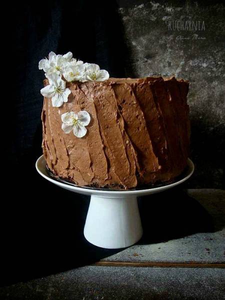 Idealny tort czekoladowy z karmelem, solą morską i prażonym sezamem. I konkurs dla kochających czekoladę.