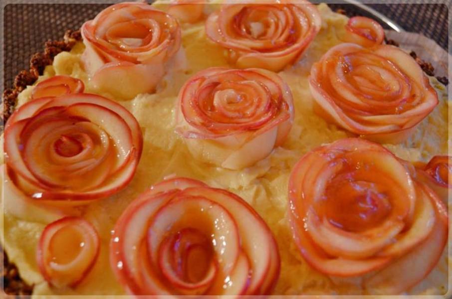 Tarta z jabłkowymi różami
