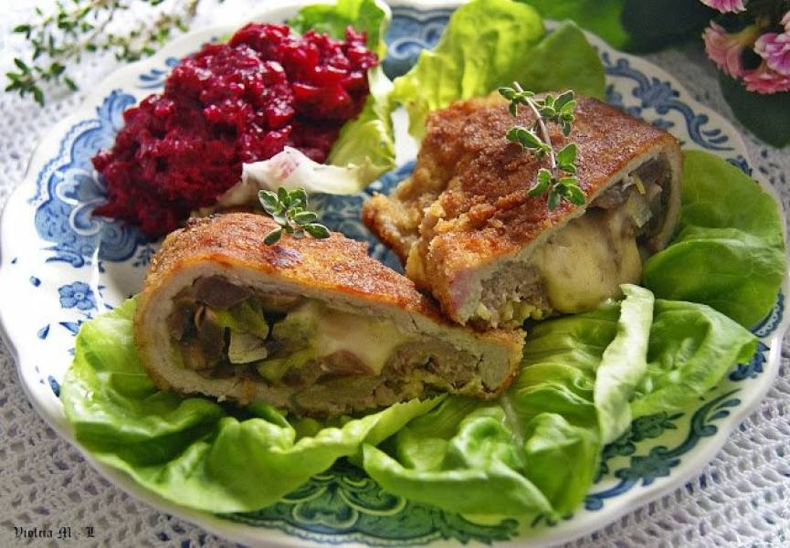 Kieszonki ze schabu z pieczarkami, porem i rzodkiewką