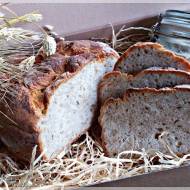 Chleb pszenno - żytni ze złotym lnem i kardamonem