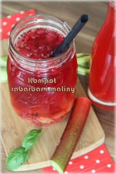 Kompot rabarbarowo-malinowy