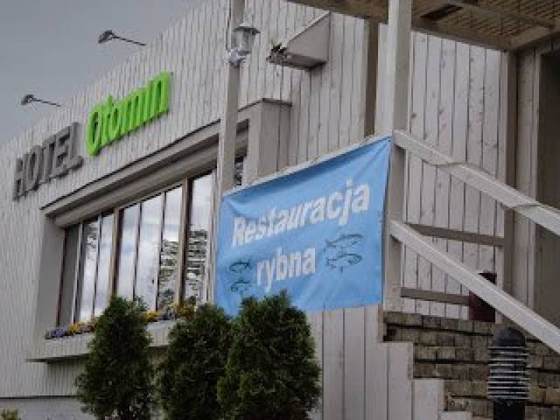 Restauracja Rybna Rodzinna – „Piekielny Hotel” w Otominie