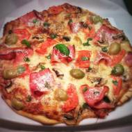 Pizza prosciutto – pizza z szynką parmeńską