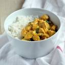 Curry z kurczaka z mlekiem kokosowym i świeżym imbirem